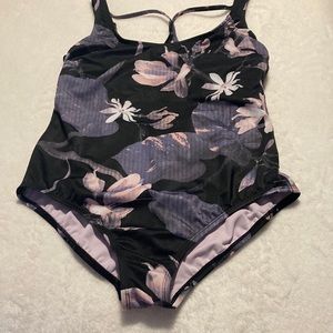 Ladies one piece swimsuit